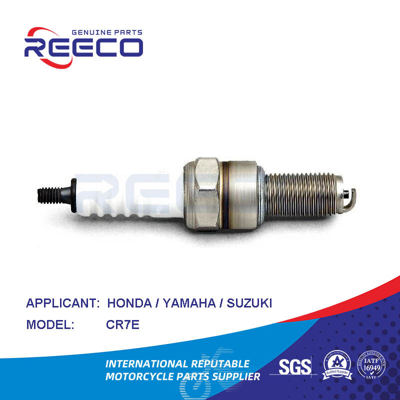 Reeco OE Quality Motorcycle Spark Plug Cr7e for Honda/YAMAHA/Suzuki/Bajaj/Tvs